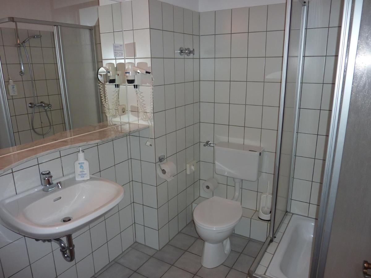 Akzent Hotel Zur Wasserburg - Hotel Garni Bed & Breakfast Harpstedt Eksteriør bilde