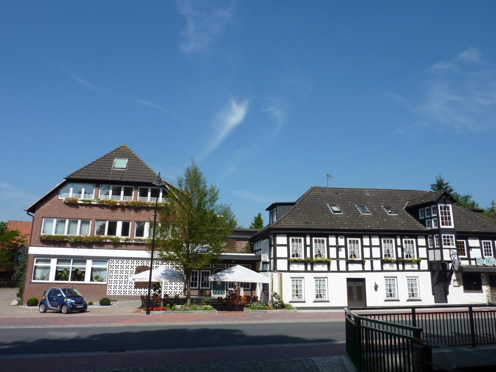 Akzent Hotel Zur Wasserburg - Hotel Garni Bed & Breakfast Harpstedt Eksteriør bilde