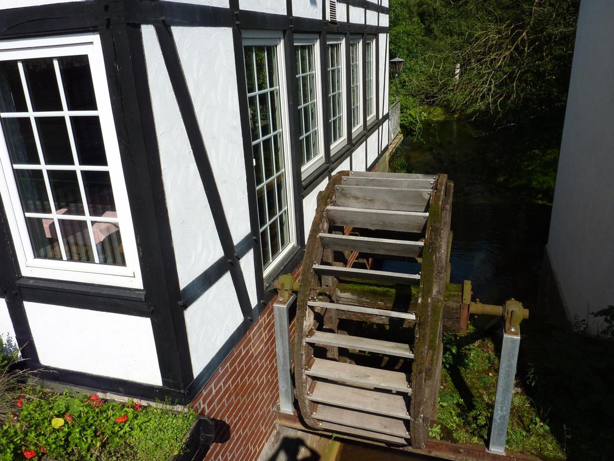 Akzent Hotel Zur Wasserburg - Hotel Garni Bed & Breakfast Harpstedt Eksteriør bilde