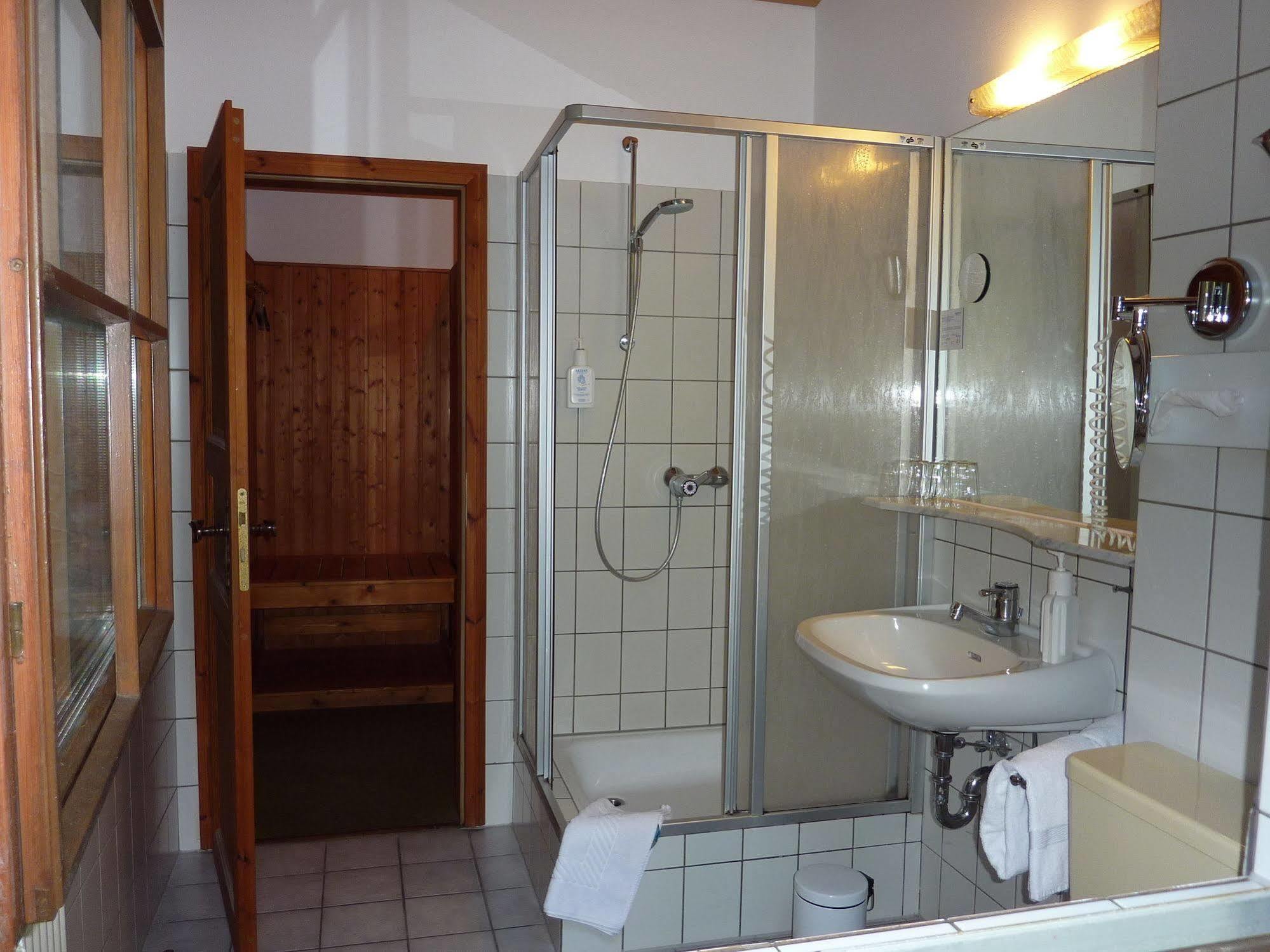 Akzent Hotel Zur Wasserburg - Hotel Garni Bed & Breakfast Harpstedt Eksteriør bilde