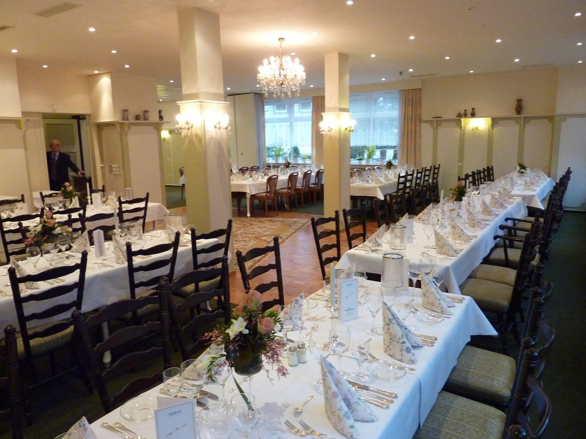 Akzent Hotel Zur Wasserburg - Hotel Garni Bed & Breakfast Harpstedt Eksteriør bilde